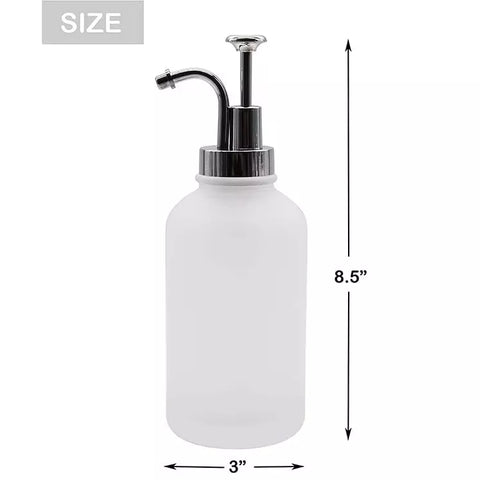 موزع صابون زجاج داخل حمام – ديكور أنيق مناسب للأحواض