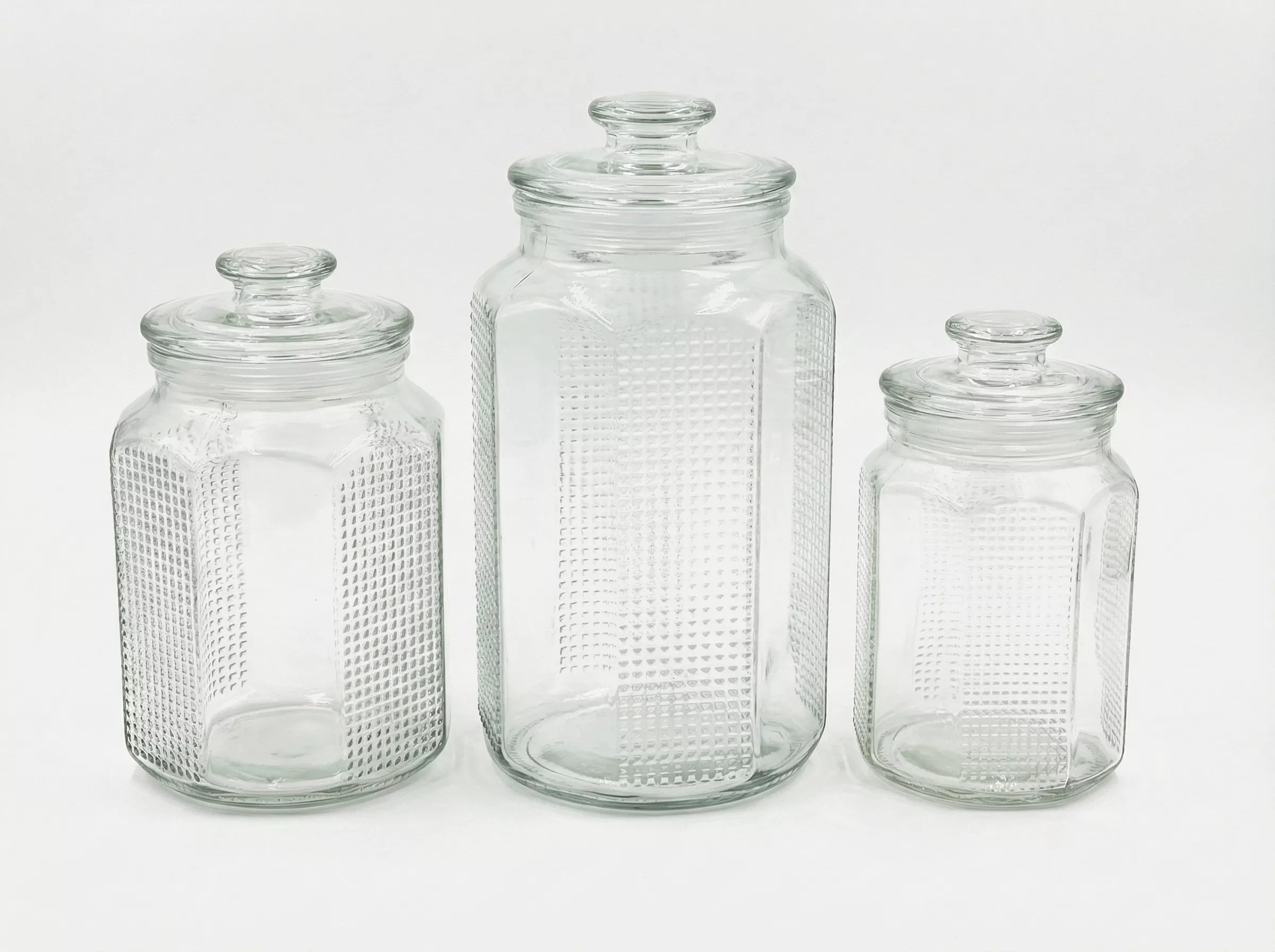 طقم برطمانات زجاج أوكتاجون – 3 قطع – عرض أمامي واضح للمقاسات الثلاثة